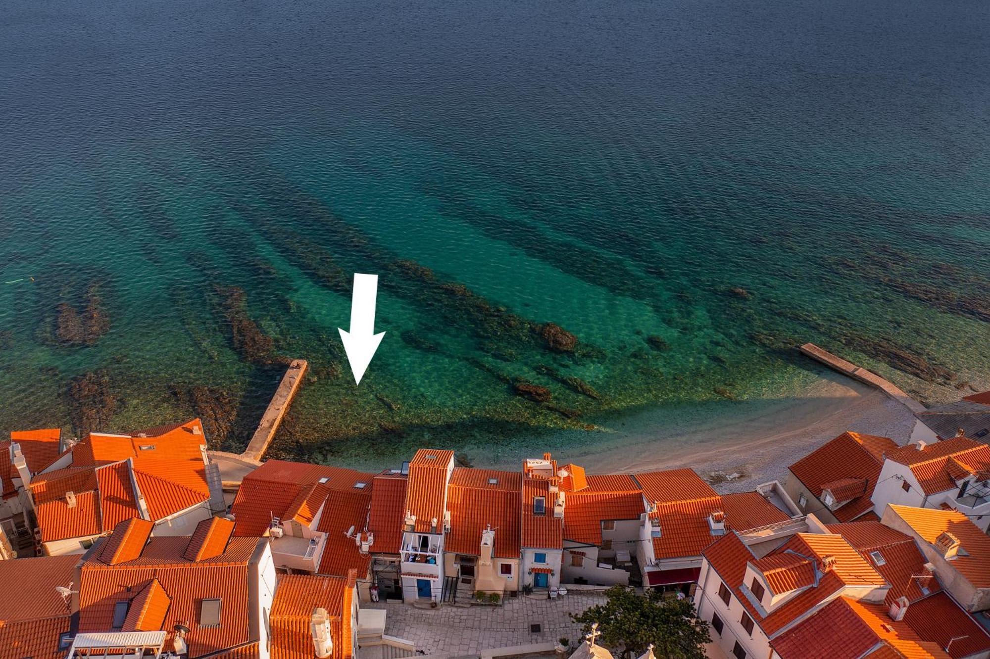Apartment Nora By The Beach Baška Eksteriør billede